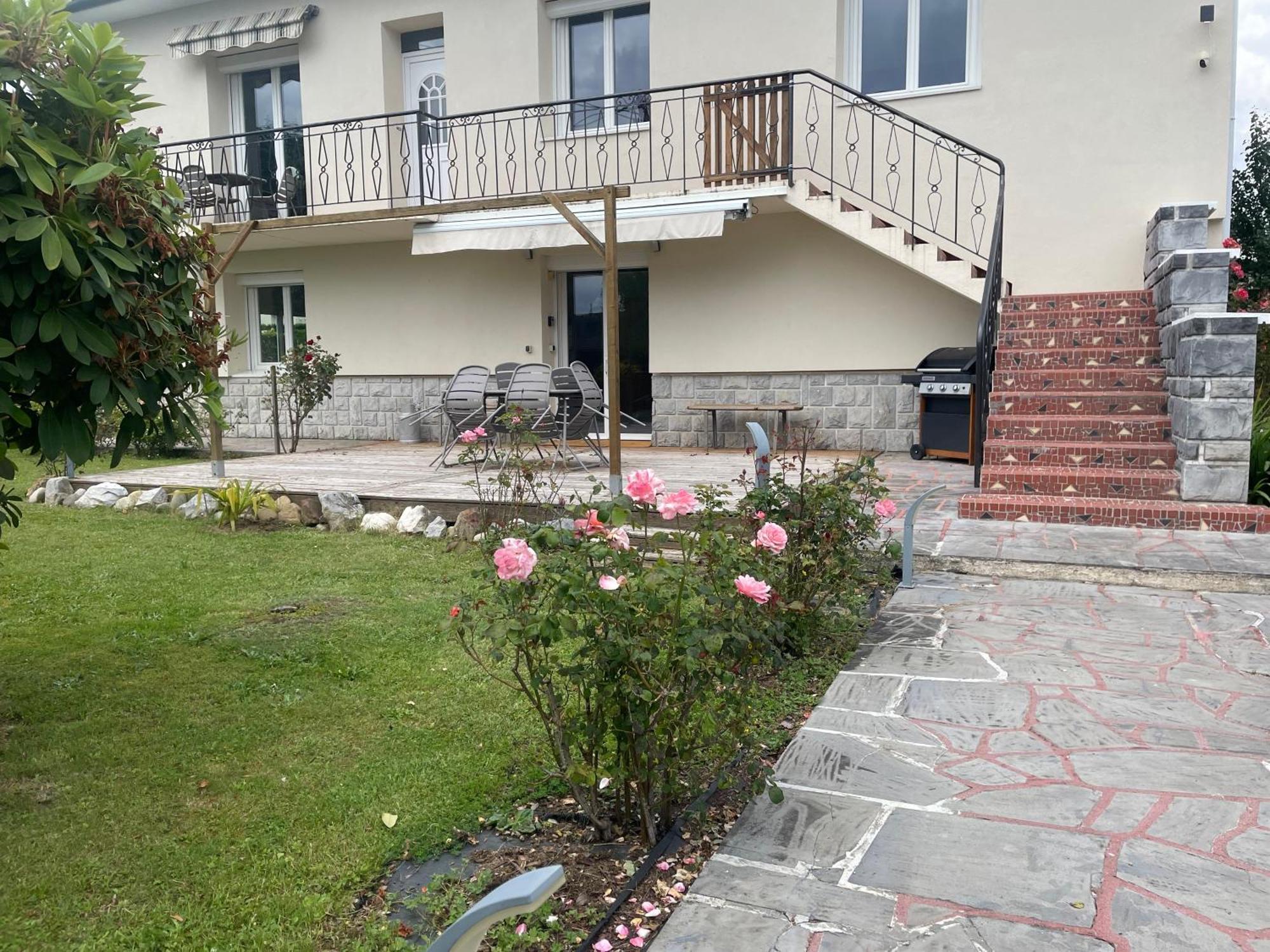 Appartement Independant En Rdc Chez Habitant Lannemezan Exterior foto
